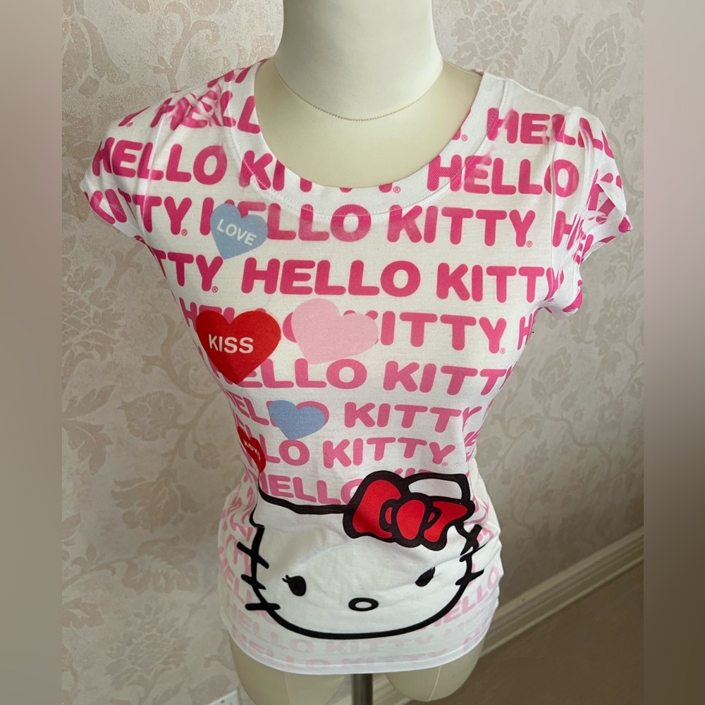 VINTAGE Hello Kitty Love, Kiss, XOXO Graphic Tee